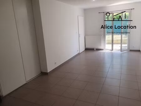 location appartement 2 pièces 44m² neuvecelle 74500
