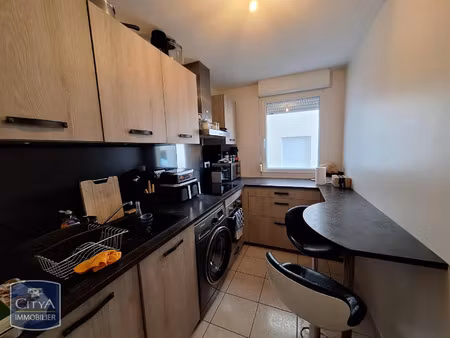 appartement à louer 2 pièces 55.87 m² - oyonnax (01) - 607€