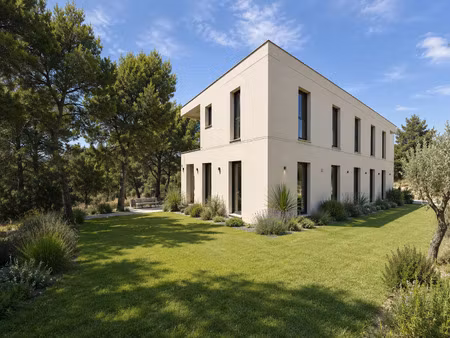 location local industriel 134 m² à septèmes-les-vallons (13240)