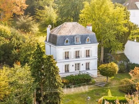 maison de prestige de 208 m2 en vente la celle-saint-cloud  île-de-france