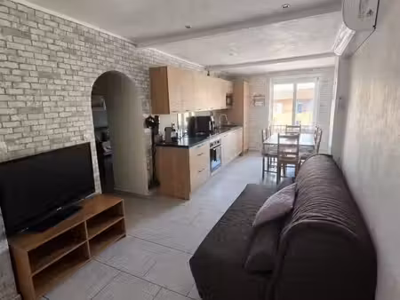 appartement t3 de 84 m² – centre-ville de la penne-sur-huveaune