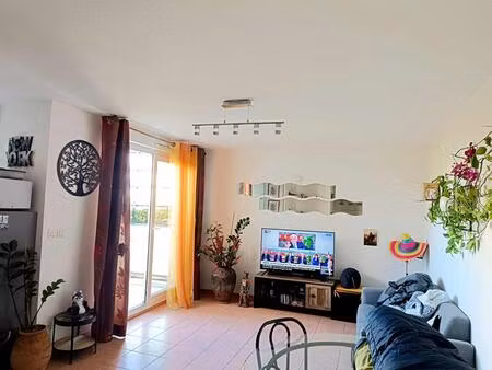 appartement miramas 2 pièce(s) terrasse et garage