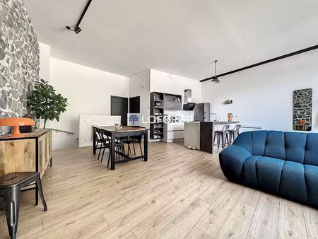 appartement laguiole 3 pièce(s) 100 32 m2