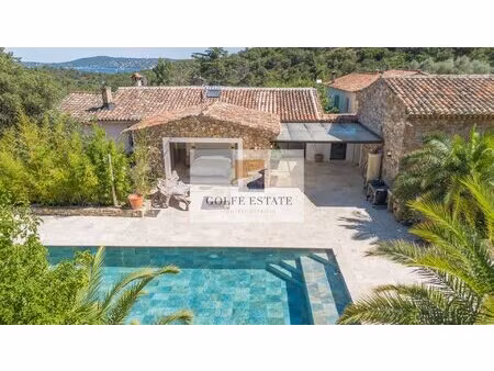 propriété de charme: bastide en pierres  4 habitations  vue mer