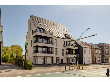 recent 2-slpk appartement met terras en garage – epc a+