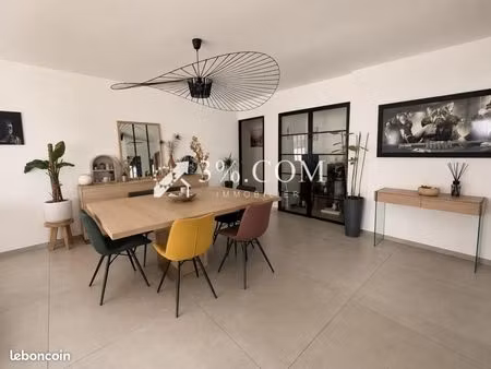 maison 5 pièces 145 m²