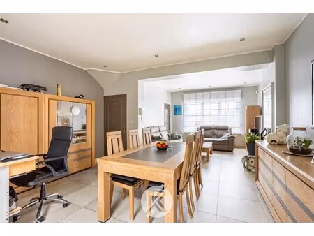 charmante  instapklare woning met garage