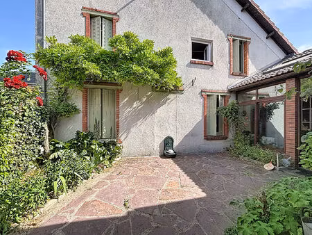 maison familiale quartier château gaillard à orléans 7 pièces 113 m²