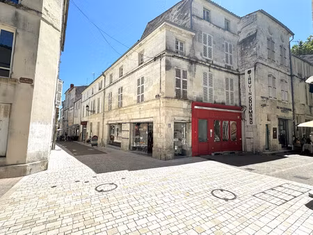 immeuble mixte – 4 logements et commerce – hyper-centre de s