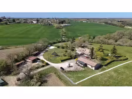 domaine éco-responsable gites sur 6 ha