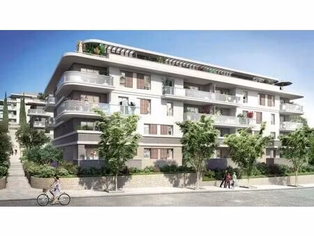 location parking mougins 06250