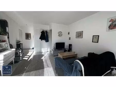 location appartement 3 pièces 54m² montfavet 84140