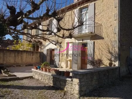 location maison 5 pièces 136m² monteux 84170