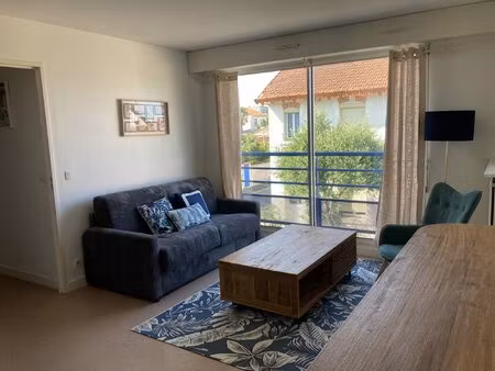 location appartement 2 pièces 58m² la rochelle 17000