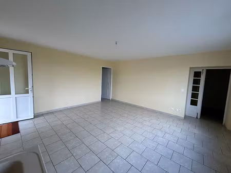 location maison 2 pièces 49 m² à brie-sous-archiac (17520)