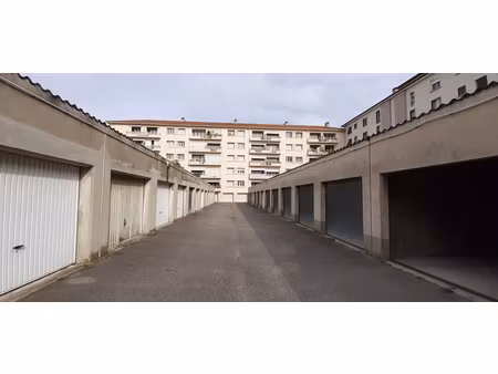 garage a louer - valence châteauvert 15 m2