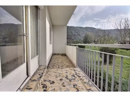 appartement t4 avec garage et cave