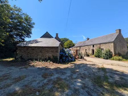 propriété à vendre locmalo 7 pièce(s) 235m2 190 000€