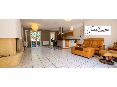 espace et tranquilite : villa 4 faces de plain pied