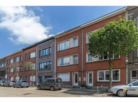 appartement te koop in borgerhout met 3 slaapkamers