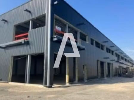 location local d’activités creteil 94000 530m² à 1066m²