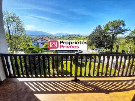 maison de caractère avec panorama exceptionnel sur les pyrénées