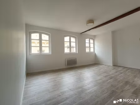 t2 duplex st michel à louer