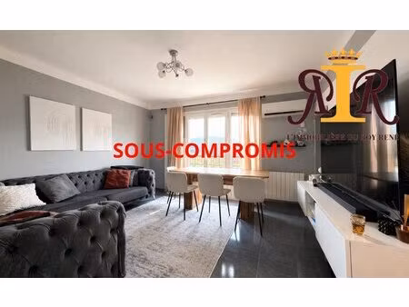 appartement t3 de 60m2 avec place de stationnement privative