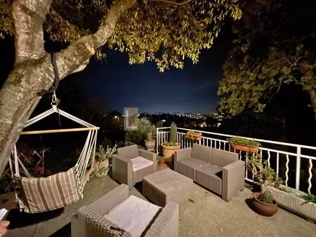 nîmes quartier route d'uzes - maison type 5 avec magnifique vue - 116 m2 + appartement de.