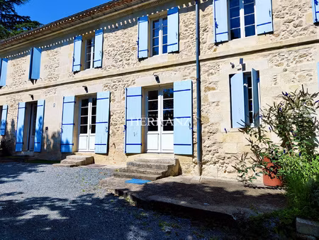superbe longère en pierre - batisse familiale ou projet de g
