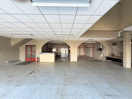 location commerce besancon 25000 531m²