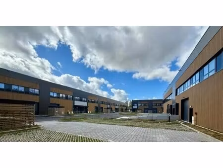 location local d’activités trappes 78190 1157m² à 2320m²