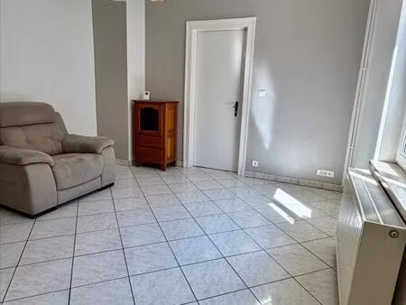 exclusif ! longlaville : f3 en rdc avec garage et cave