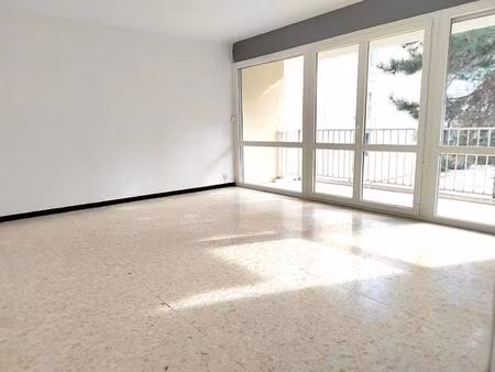 appartement t4