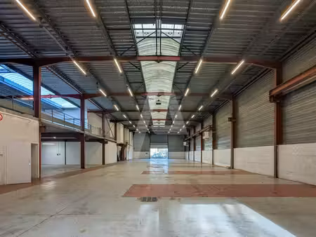 location entrepôt 1665m²
