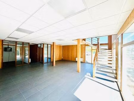 vente local d’activités montivilliers 76290 885m²