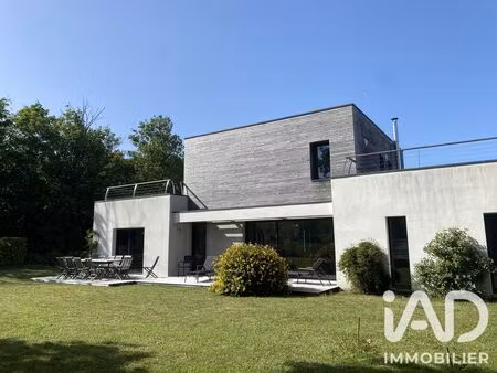 maison à penvénan (22710)