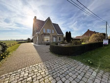landelijke villa met opslagruimte te huur te vleteren