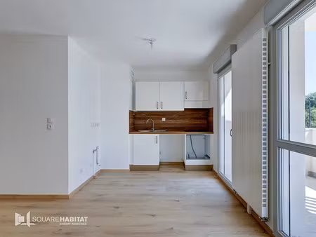 dijon - appartement 2 pièces à louer - 46m2 - 630 € cc - réf: cb-dij-2583 - bourse immobil