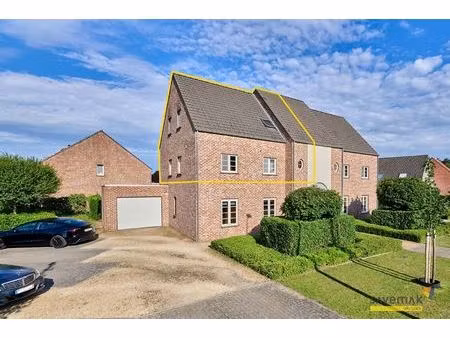 appartement te koop in beverlo met 3 slaapkamers