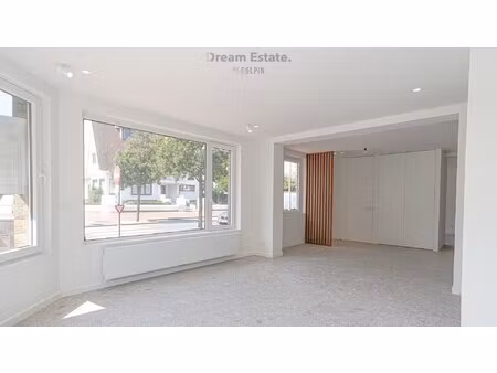 volledig gerenoveerd appartement op een centrale ligging