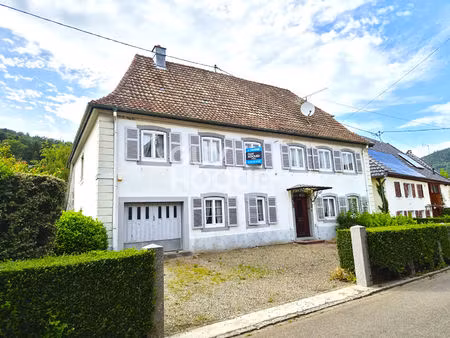 charmante maison de 9 pièces à vendre à husseren-wesserling - un havre de paix historique