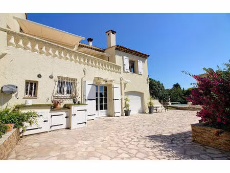 vente maison 9 pièces  207.74m²  mougins