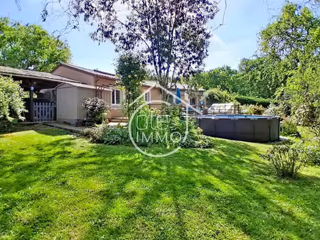 margueron : ravissante villa de plain-pied 108 m² sur beau parc arboré de 2961 m²
