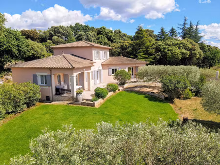vente maison 4 pièces 142 m² castillon-du-gard (30210)