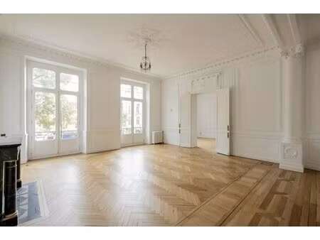 location bureaux 110 m² à 550 m²