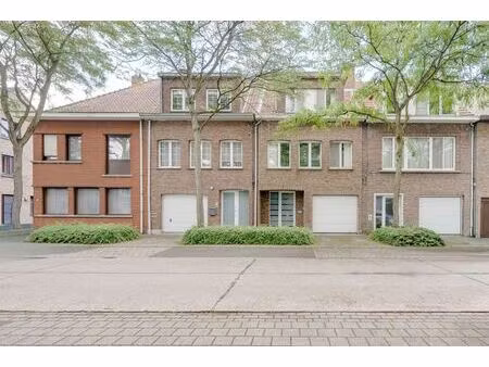 huis te koop in brasschaat met 4 slaapkamers