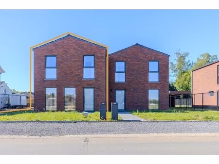 huis te koop in maasmechelen met 3 slaapkamers