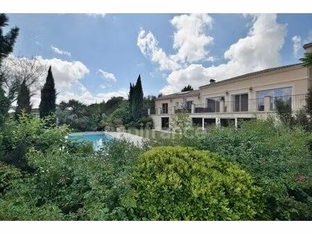 propriété au calme - 5 chambres - t3 attenant - garage xxl - piscine - à marmande (47)