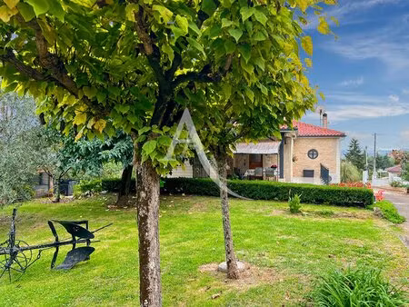 a vendre maison rénovée entièrement